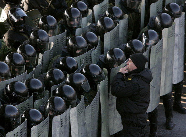 Vasīlijs Fedosenko. Masu protesti pēc prezidenta vēlēšanām 2006. gadā