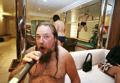 Jūso Vesterlunds. No sērijas "Karaoke Nation"