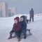 Hārtuts un Volframs uz ragaviņām 1971. gada janvārī. Uzņemts ar kameru EXA II un objektīvu Flektogon 1:2.8/35mm, filma: Orwochrom UT 16 Farbumkehrfilm. Piezīmēs pat norādīts datums, kad filmiņa iegādāta, un cena: 28.8.70., 8,45 DM. Foto - Manfreds Baiers Hārtuts un Volframs uz ragaviņām 1971. gada janvārī. Uzņemts ar kameru EXA II un objektīvu Flektogon 1:2.8/35mm, filma: Orwochrom UT 16 Farbumkehrfilm. Piezīmēs pat norādīts datums, kad filmiņa iegādāta, un cena: 28.8.70., 8,45 DM. Foto - Manfreds Baiers