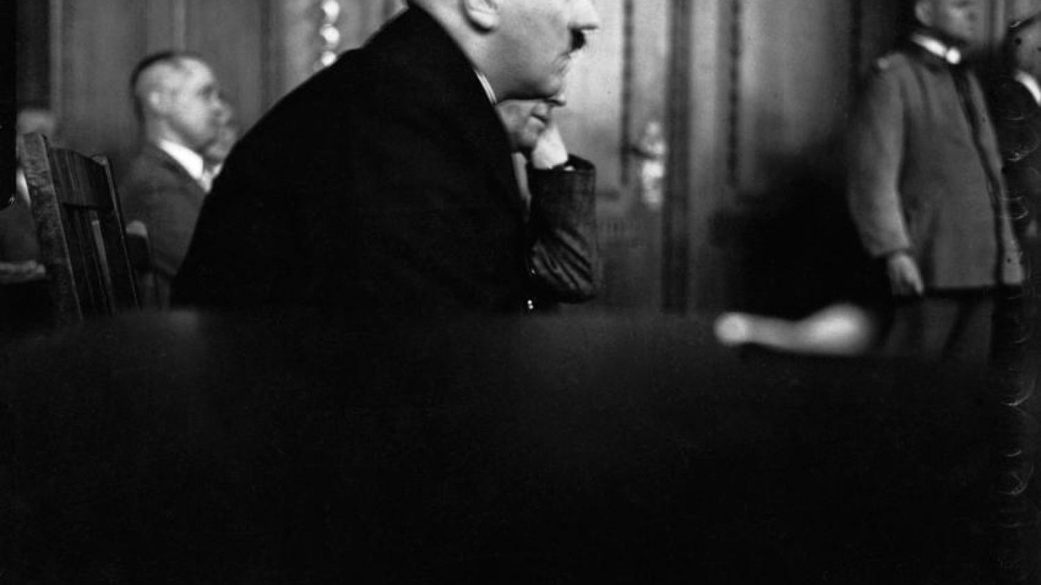 Leo Rozentāls. Ādolfs Hitlers, Edenpalast process, 1931